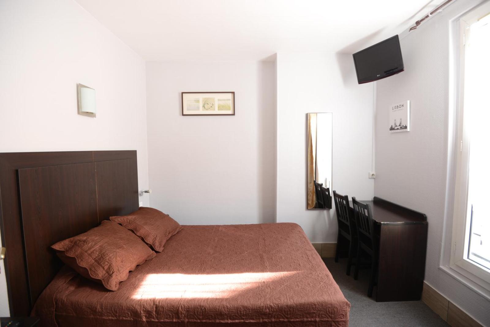 Hotel Wattignies Paris Bagian luar foto