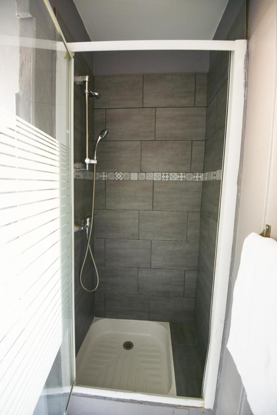 Hotel Wattignies Paris Bagian luar foto