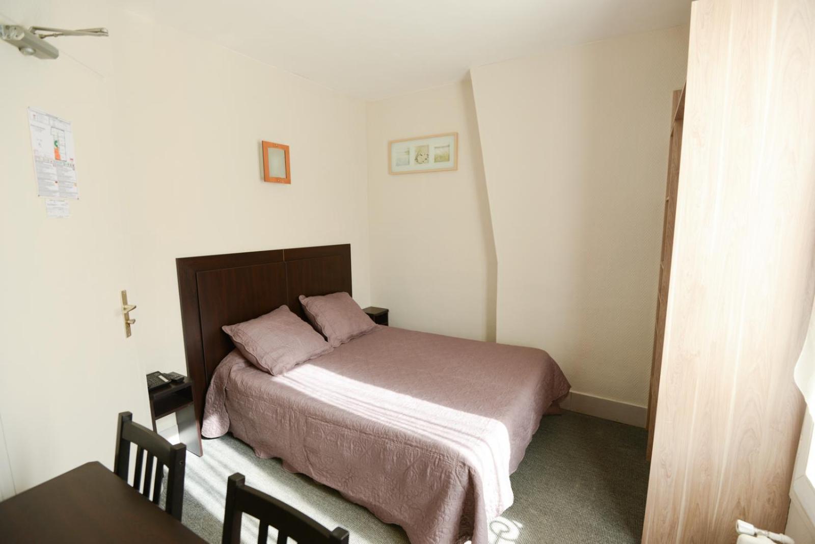 Hotel Wattignies Paris Bagian luar foto